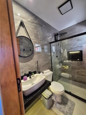 Deluxe-Apartment | Badezimmer