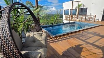 Apartemen Deluks | Kolam renang | Kolam renang outdoor