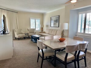 Interior - Ocean View 2 Bedroom/2 Bath @ Marriott's Barony Beach Club Full Resort Access (Hilton Head Island)