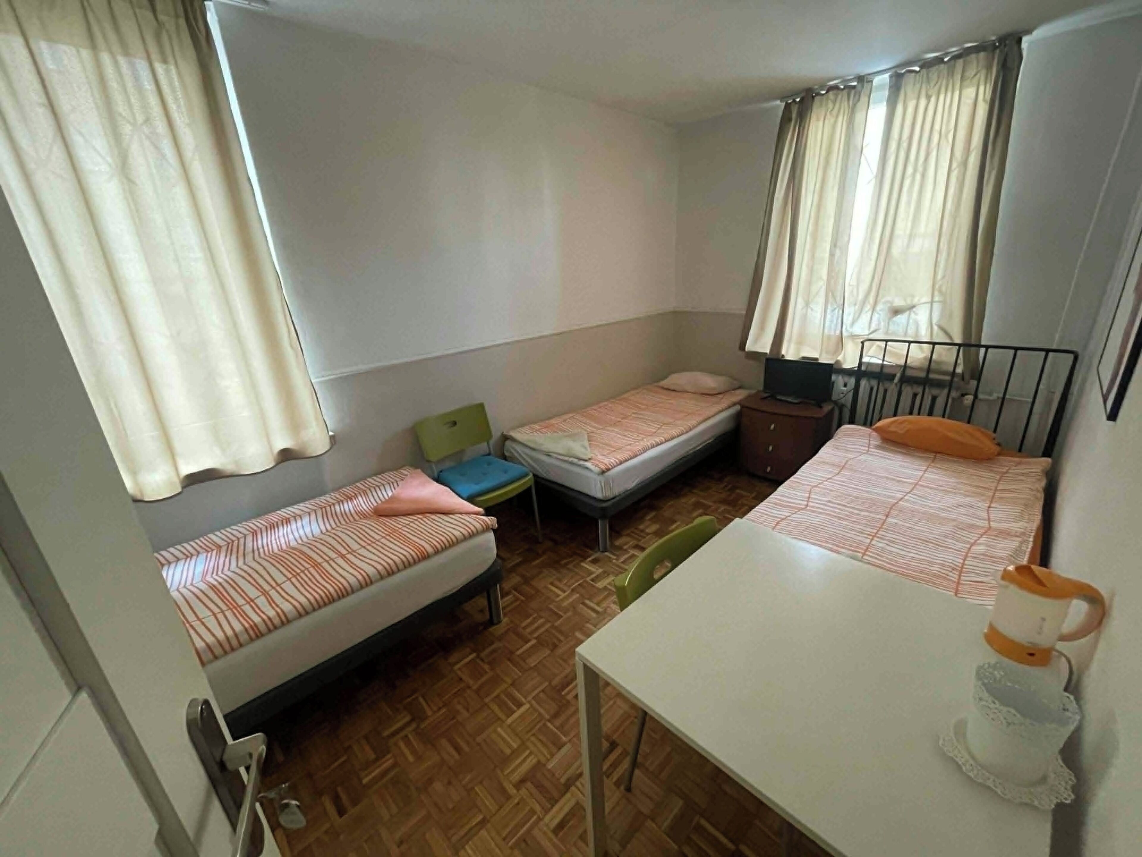 Habitación triple clásica | Wifi gratis 