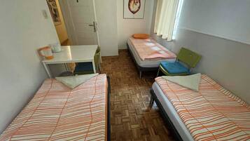Classic Triple Room | Free WiFi