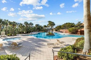 Pool - Marina Majesty 7110/12-Lockout Combo-Sleeps 6 (Miramar Beach)
