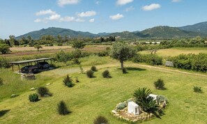 Property grounds - Villa Funtana Salsa – Space, relaxation and panoramic views in Pula 🌿☀️ (Pula)