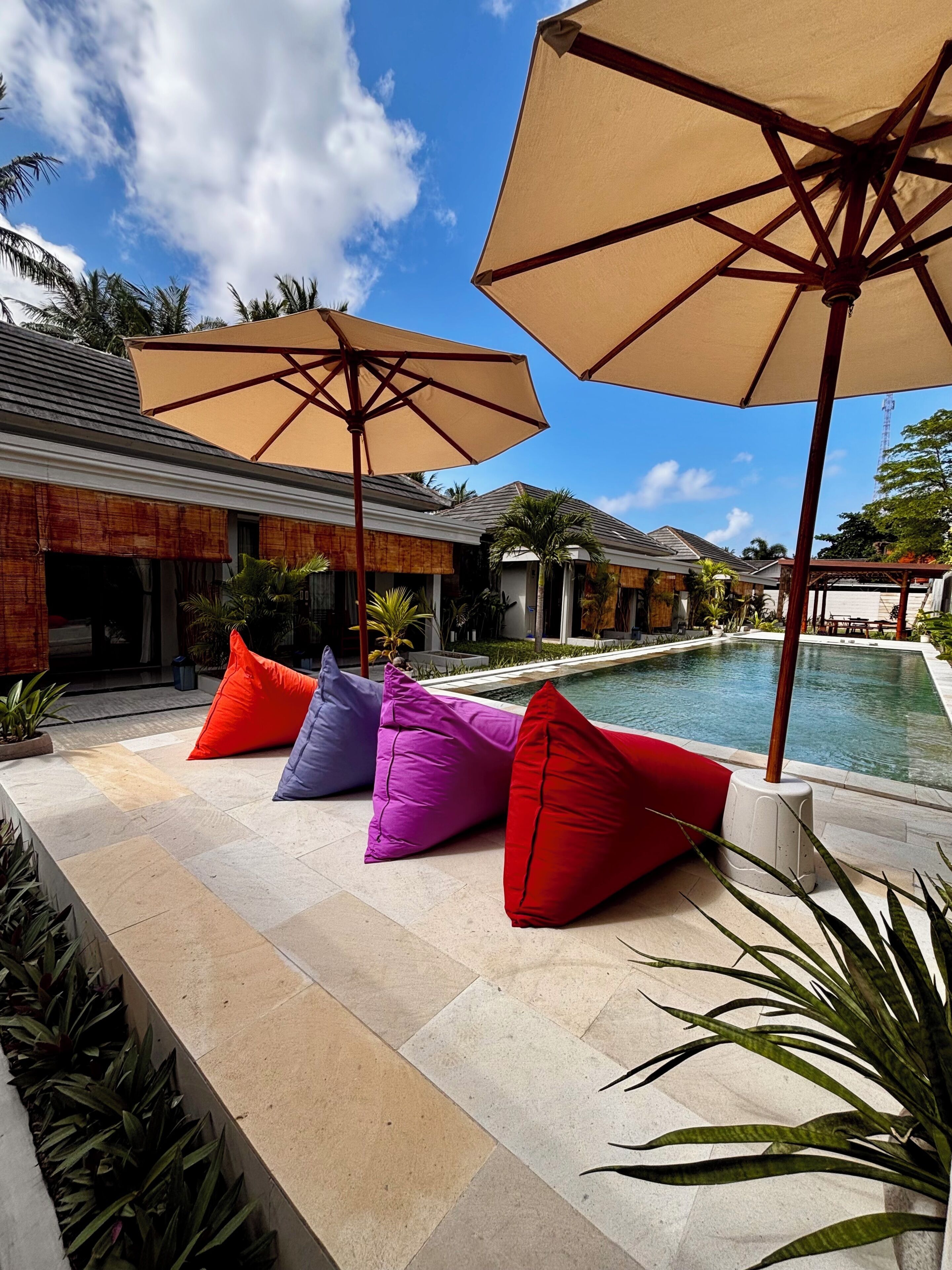 Deluxe Double Room, 1 King Bed, Non Smoking, Garden View | Pool
