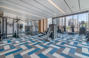 Fitness facility - Minimalist Studio in Luxury Complex on Sunset Blvd in the heart of Hollywood (Los Angeles)