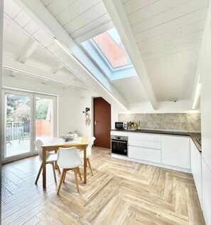 Private kitchen - Hostdomus - Bellavista Suite (Pietra Ligure)