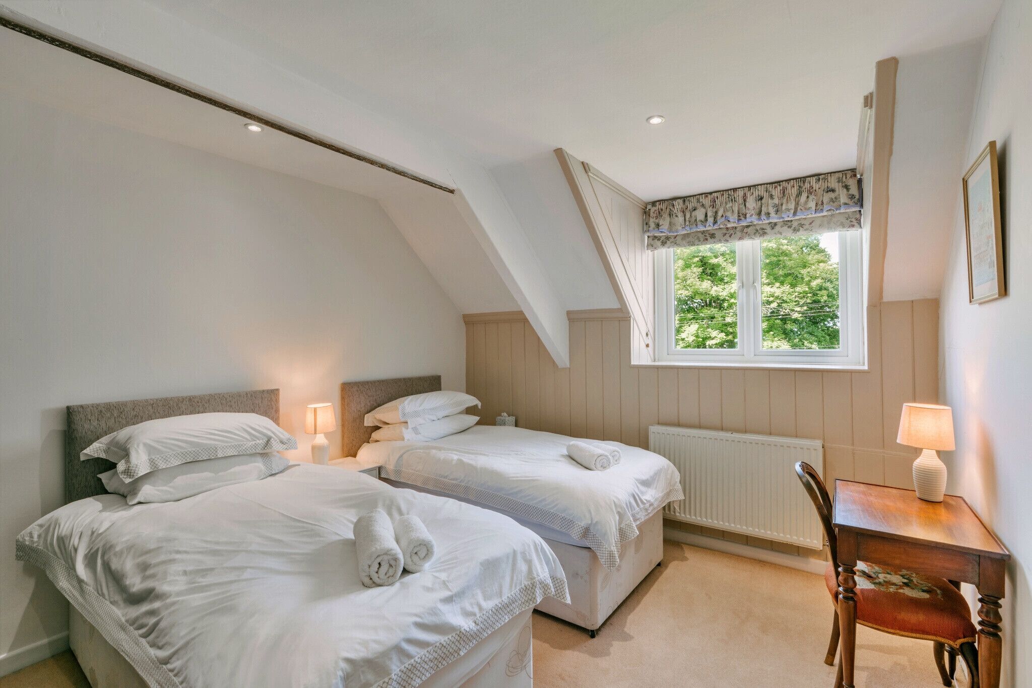 Iron/ironing board, free WiFi, bed sheets