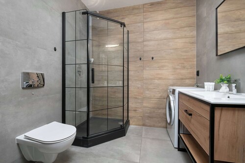 Modern Apartment with Parking | Close to the City Center