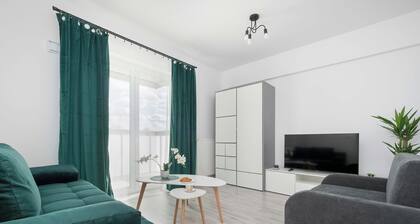 Modern Apartment with Parking | Close to the City Center