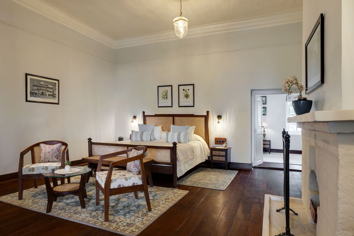 Heritage Family Room | In-room safe, iron/ironing board (on request), WiFi (free), bed sheets