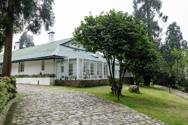 Singell Tea Estate- Cgh Earth Experience - Kurseong
