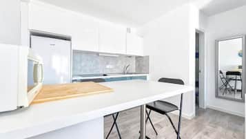Apartamento, 1 quarto, para fumantes, terraço | Parte interna