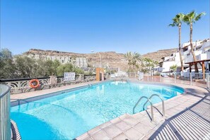 Apartment, 1 Bedroom, Smoking, Terrace | Pool | Outdoor pool - Palm Beach Suite - Playa del Cura (Mogan)