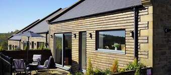 1 The Old Stables is a rural cottage with scenic countryside views.