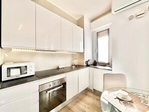 Private kitchen - Hostdomus - Blanca Suite (Finale Ligure)