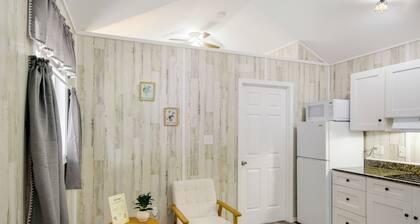 Pearl River Fun! Tiny Home 11 Mi to Space Center