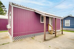 House (2 Bedrooms) | Interior - Pearl River Fun! Tiny Home 11 Mi to Space Center (Picayune)
