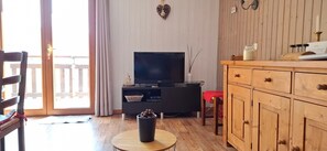 TV, DVD player, table tennis
