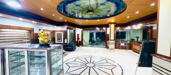 Grand residency