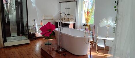 Comfort Double Room, Non Smoking, River View