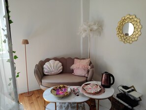 Suite Comfort, non fumatori, vista fiume | Area soggiorno | Stampante