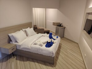 Deluxe Double or Twin Room, Partial Sea View | Free WiFi - Porto View hotel (Red Sea Governorate)