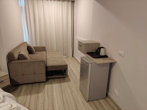 Deluxe Double or Twin Room, Partial Sea View | Living area - Porto View hotel (Red Sea Governorate)