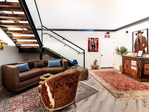 Lobby - The Balcony Room – Elevated Desert Stay (Yucca Valley)