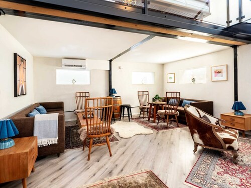 The Balcony Room – Elevated Desert Stay