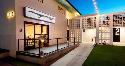 The Balcony Room – Elevated Desert Stay