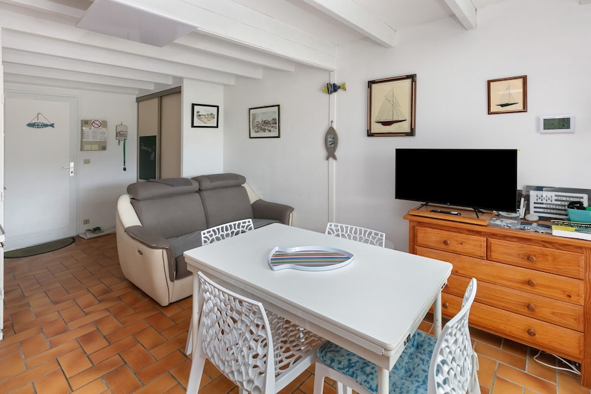 Maison De Vacances « Maison Damgan 4 Personnes » Avec Piscine Partagée, Véranda Et Jardin - Muzillac