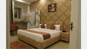 Iron/ironing board, free WiFi - Leluxe Boutique Hotel (Gurugram)
