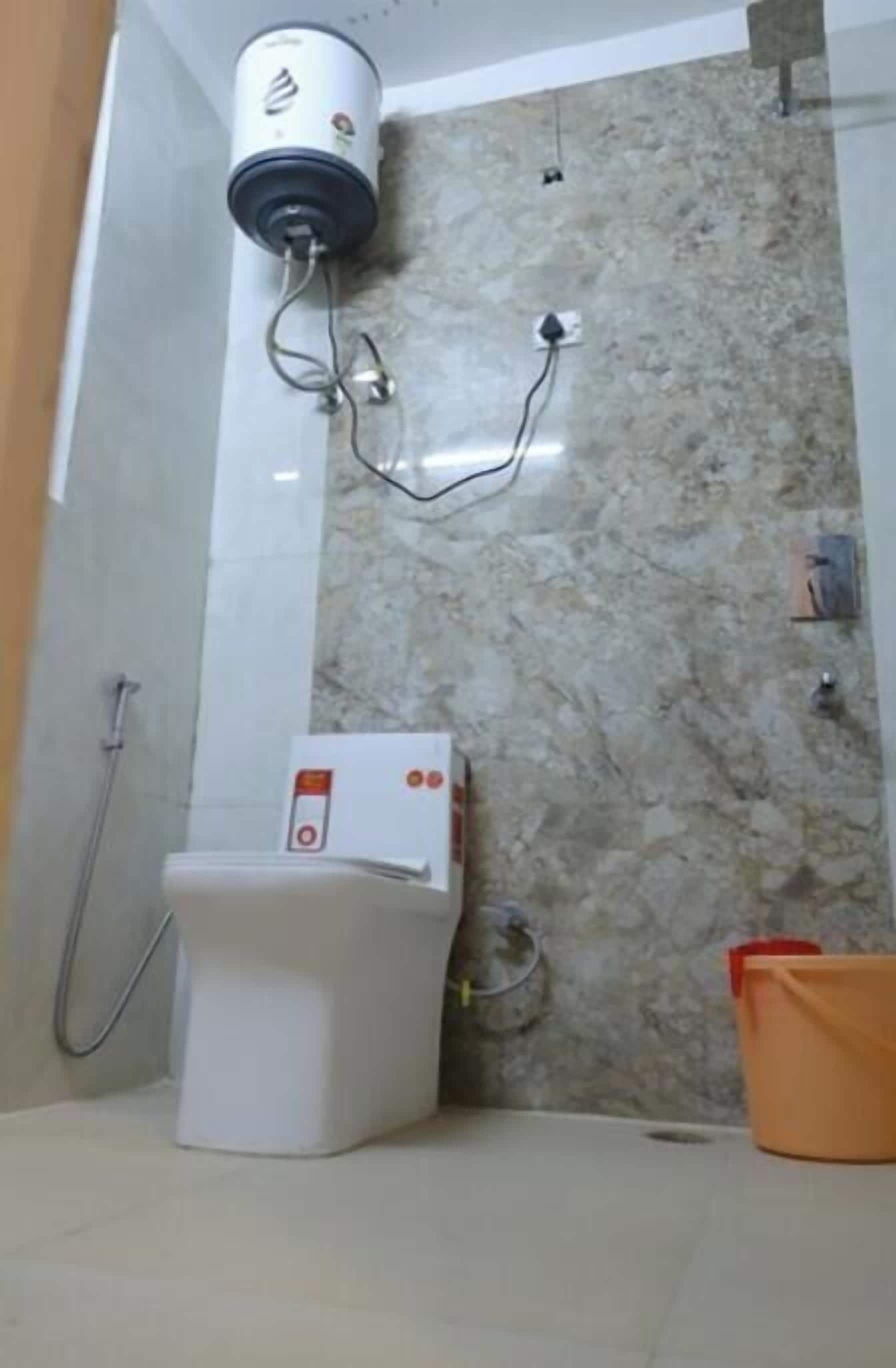 Double Room | Bathroom | Slippers