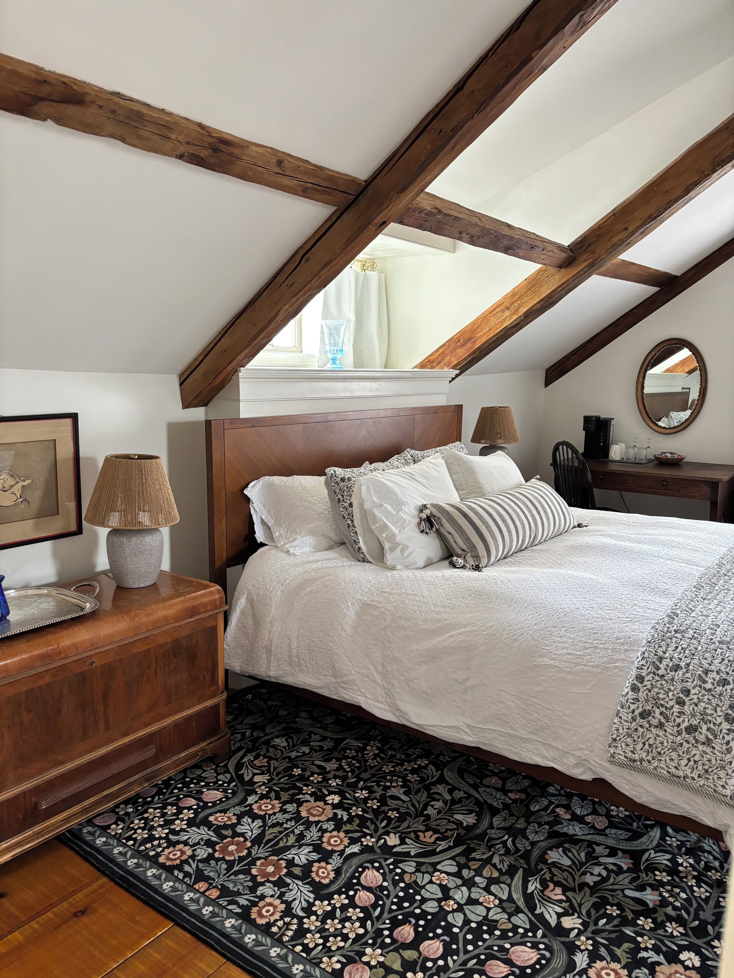 Superior Suite | Blackout drapes, iron/ironing board, free WiFi, bed sheets