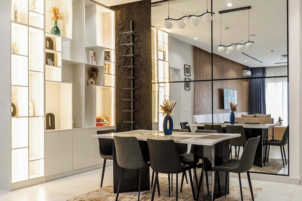 Eko Altantic Apartment