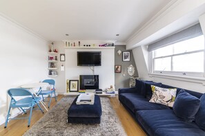 TV, offices - Notting Hill Bohemian Apartment (London)