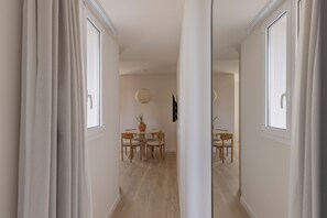 Family Studio | Dining room