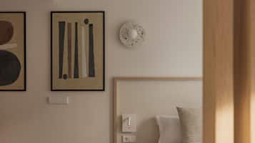 Estudio luminoso | In-room safe, iron/ironing board, free cribs/infant beds, free WiFi