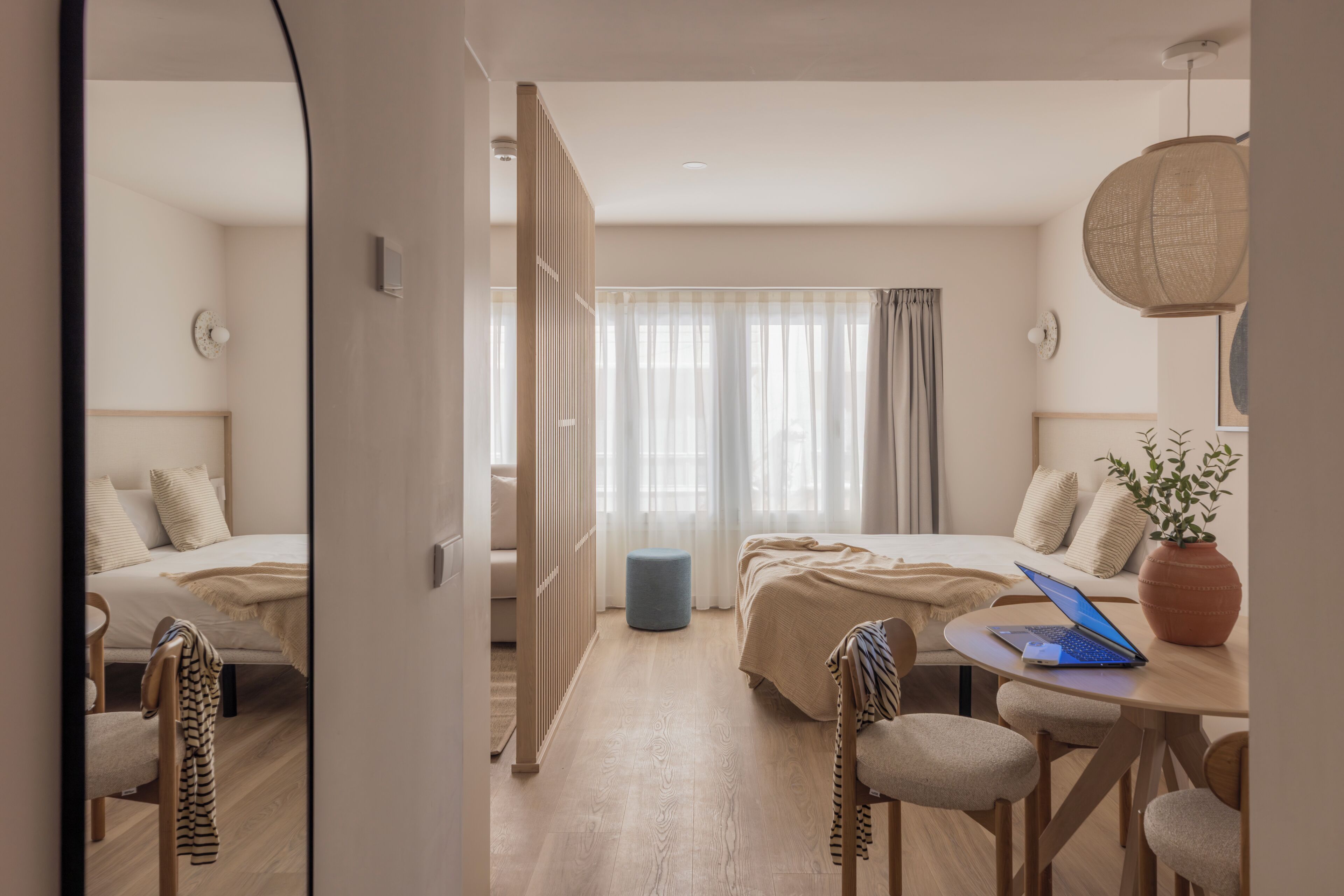 Estudio Triple | Een kluis op de kamer, een strijkplank/strijkijzer, gratis babybedden