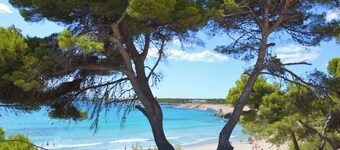 Pretty Provencal house in a quiet area 5 minutes walk from the sea in St Croix Martigues