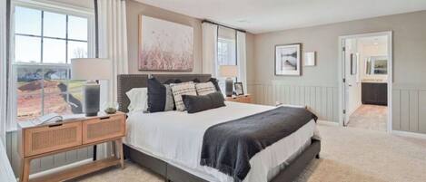 3 bedrooms, iron/ironing board, WiFi, bed sheets