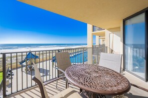 Condo, 2 quartos | Opções para refeição ao ar livre