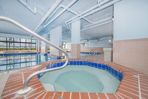 Condo, 2 phòng ngủ | Hồ bơi | Hồ bơi trong nhà, hồ bơi ngoài trời 
