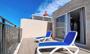 Terrace/patio - 2BR Penthouse with Rooftop Terrace in Mellieha (Il-Mellieħa)