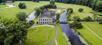 Elegant Relaxation Room by the Twente Countryside with 3 Saunas and 2 Pools