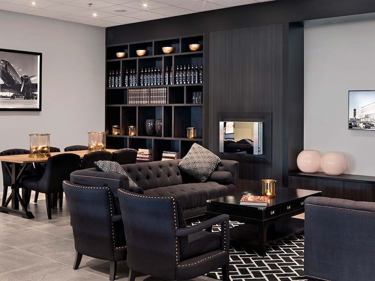 Comfort Meets Convenience Next To Rotterdam Airport! Onsite Dining! - Schiedam
