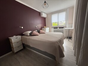 Iron/ironing board, free WiFi - 6 guests house with private pool in Eyguières Alpilles (Eyguières)