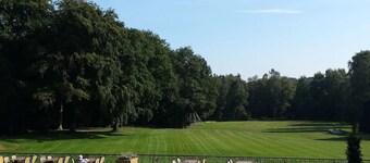 Escape to Charming Retreat! Room with Terrace, Near Vibrant Nijmegen City!