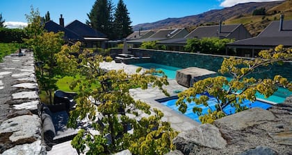 Alpine Cardrona by Aotearoa Escapes