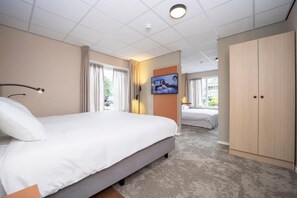 Bügeleisen/Bügelbrett, kostenloses WLAN